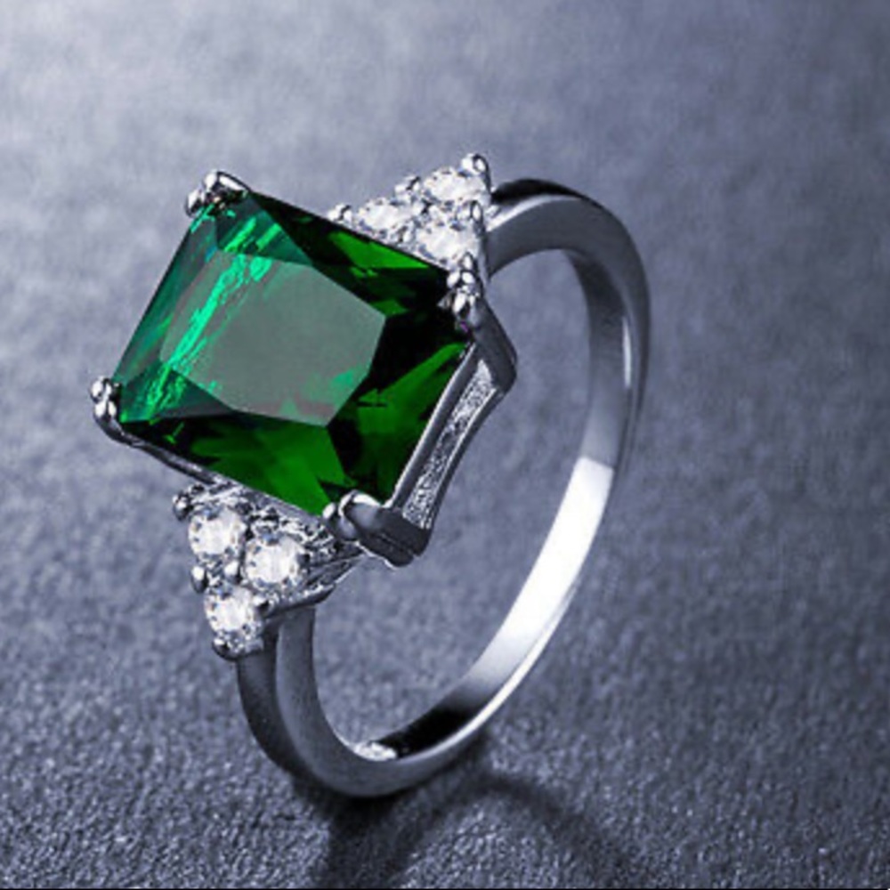 New Fine Engagement Ring 925 Sterling Silver
